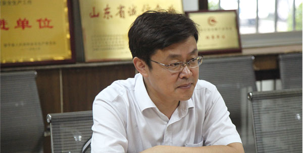 好生街道党工委书记丁峰,办事处主任毕鸿博,集团公司董事长左克峰,总